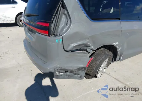 2022 Chrysler Pacifica Touring L z USA, uszkodzony, nr VIN 2C4RC1BG2NR148985